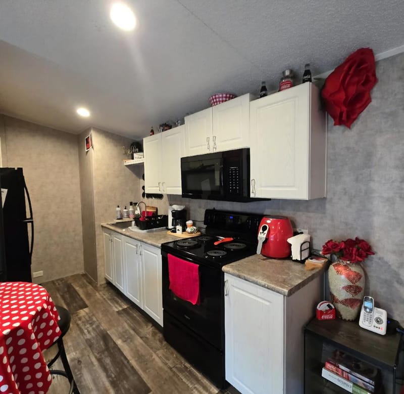 roommates in Undisclosed, Lithia Springs, GA 30122 Live in Lithia Springs (id. 38806) - cirtru.com