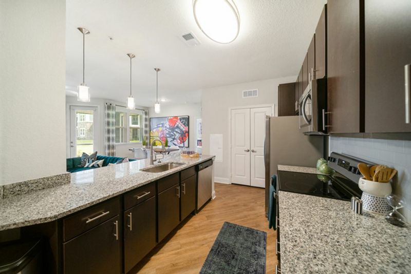 roommates in Daytona Beach Private Room in 1Bed.1Bath - cirtru.com