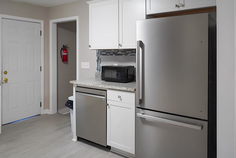 roommates in Undisclosed, Morrow, GA 30260 Newly-renovated & Beautiful Forest Park House Only 8 Minutes from the Airport (id. 2513) - cirtru.com