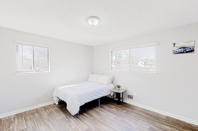 roommates in Undisclosed, Ellenwood, GA 30294 Comfortable & Bright Ellenwood Home | Furnished, Secure, and Spacious | No Move-In Fee , Free Wi-Fi , Monthly Cleanings , Bus Stop 1.4 Mile Away , and Grocery Store 0.9 Miles Away (id. 1362) - cirtru.com