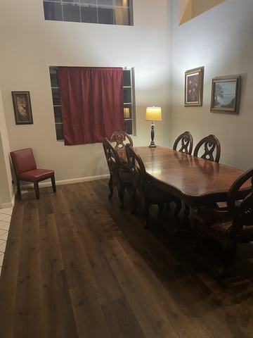 roommates in Las Vegas Master Bedroom in a Beautiful Home - cirtru.com