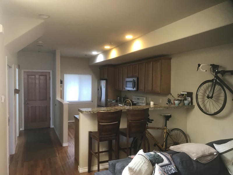 Private Room in 2Bed.3Bath