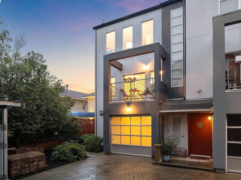 roommates in Oakland Room2Bed.1Bath - cirtru.com