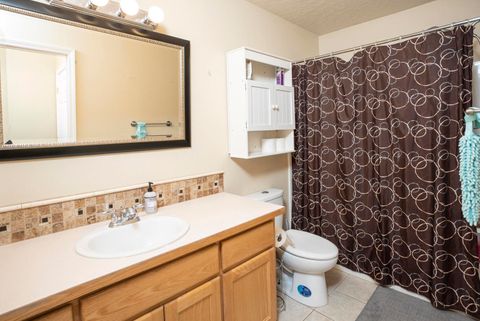 Entire Place 4Bed.2Bath