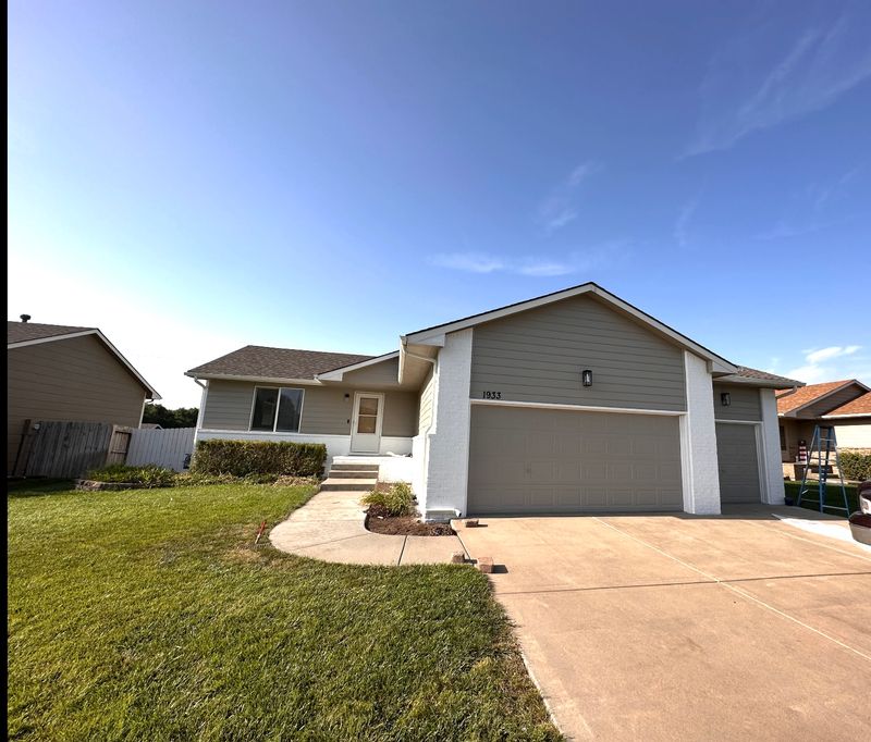 roommates in Goddard Private Room in 2Bed.2Bath - cirtru.com