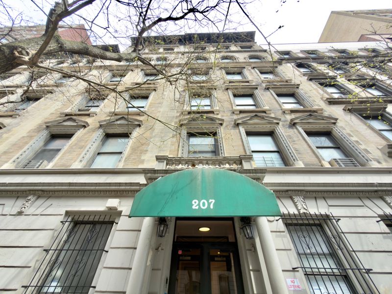 roommates in Undisclosed, New York, NY 10024 Furnished Studio Residences in Upper West Side (id. 34480) - cirtru.com