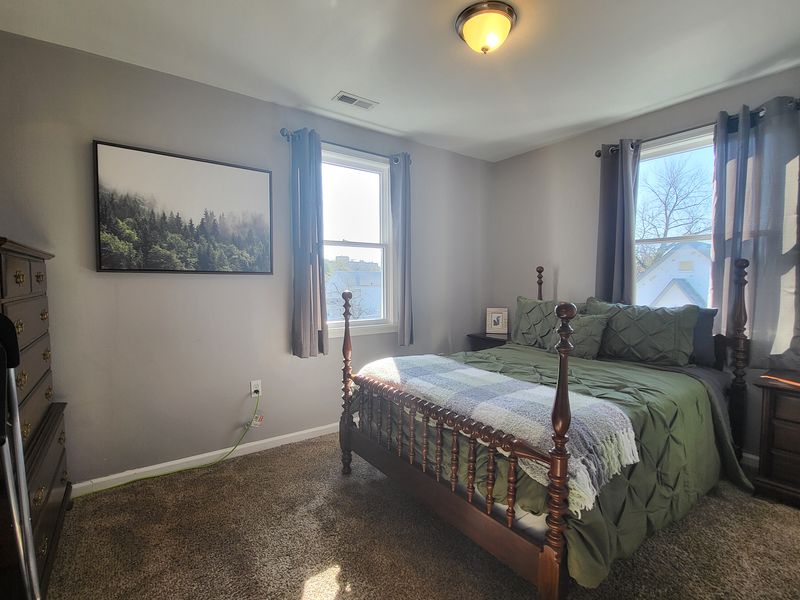 roommates in Dundalk Room2Bed.2Bath - cirtru.com