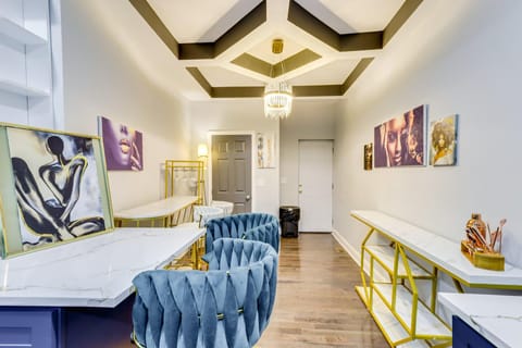Where Luxury Meets Everyday Life...... (id. 35081)