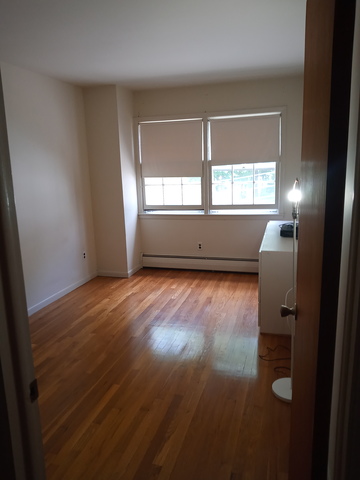 Private Room in 1Bed.1Bath