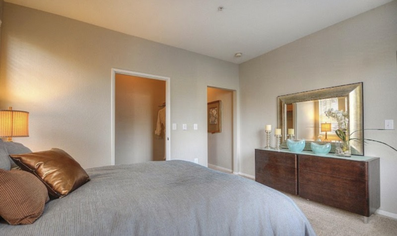 Private Room in 2Bed.2Bath