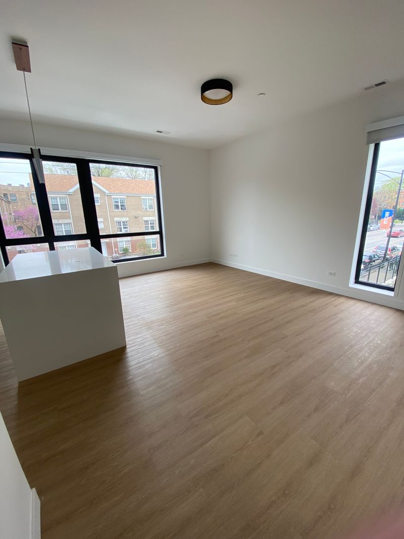 roommates in Chicago Entire Place 2Bed.1.5Bath - cirtru.com