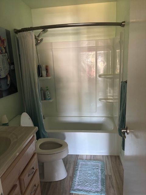 Private Room in 3Bed.1.5Bath