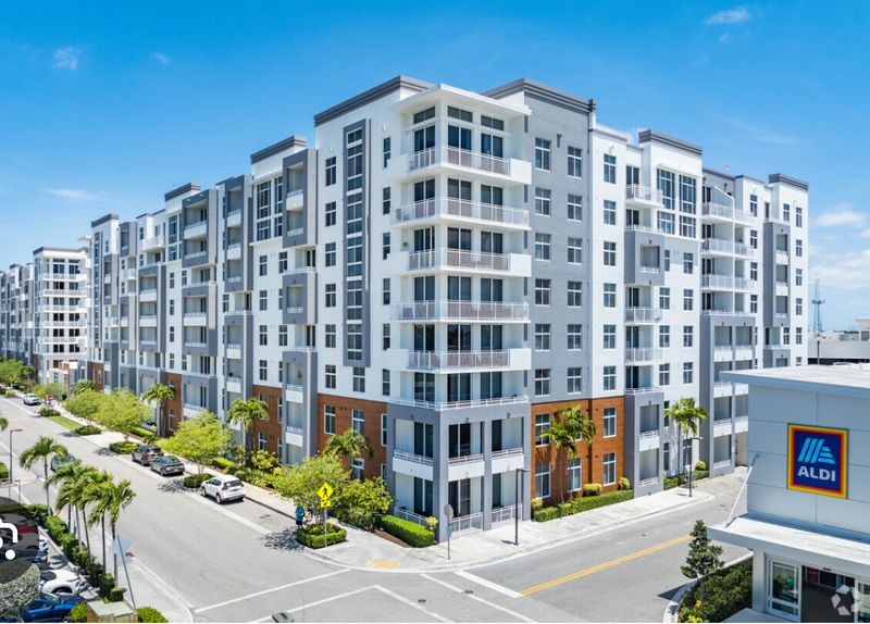 roommates in Doral Room2Bed.2Bath - cirtru.com