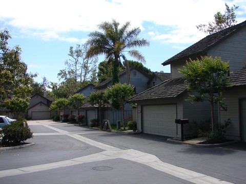 roommates in Costa Mesa Private Room in 3Bed.2Bath - cirtru.com