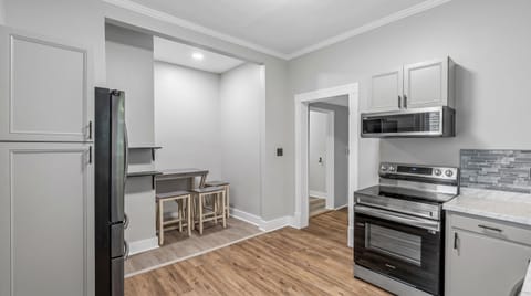 roommates in Undisclosed, High Point, NC 27262 Live in High Point, a 2 minute walk to transit stop Centennial St / Mint Ave (id. 44600) - cirtru.com
