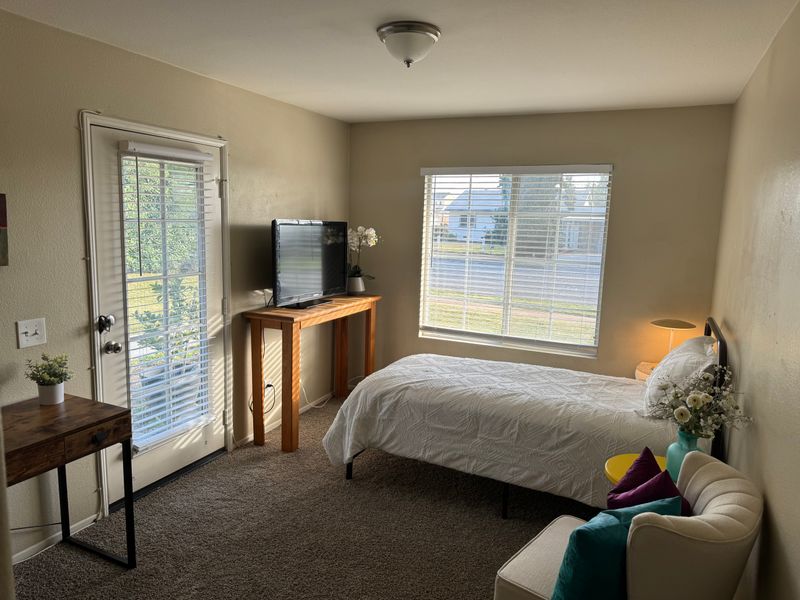 roommates in Yucaipa Room4Bed.2Bath - cirtru.com
