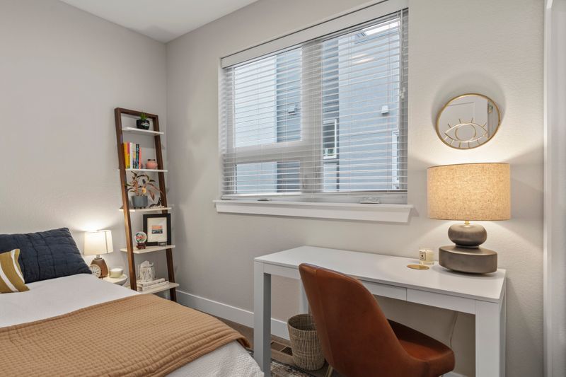 Room2Bed.2.5Bath