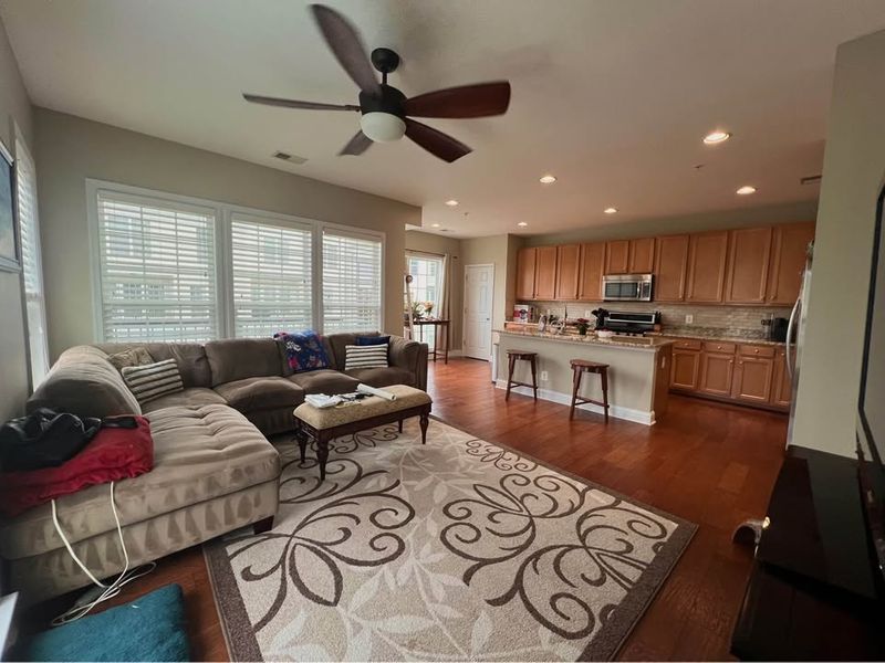roommates in Ashburn Room3Bed.2.5Bath - cirtru.com
