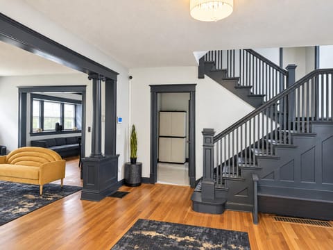 roommates in Undisclosed, Kansas City, MO 64128 Newly-renovated & modern Kansas City House (id. 10968) - cirtru.com
