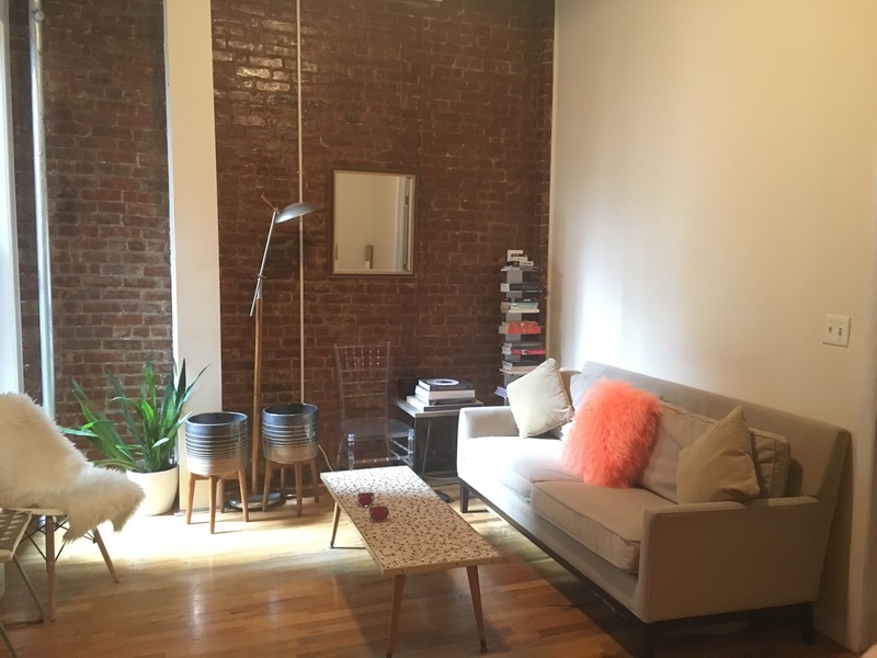 Large Room in East Village 2 Bed