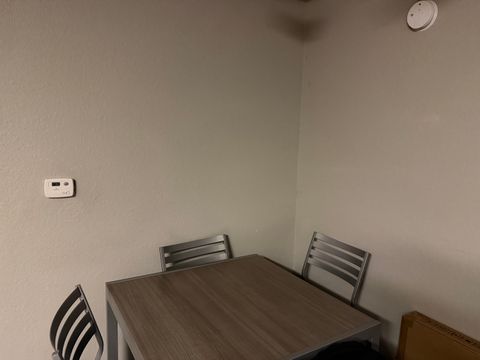 Private Room in 2Bed.1Bath