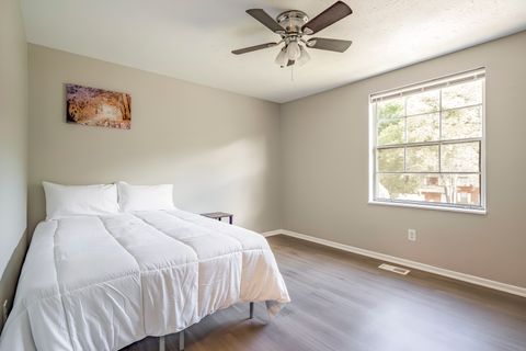 Charming Newly Renovated Home: Spacious Bedrooms with Modern Ceiling Fans, Stylish Upgrades, and High-End Finishes Throughout! (id. 8036)