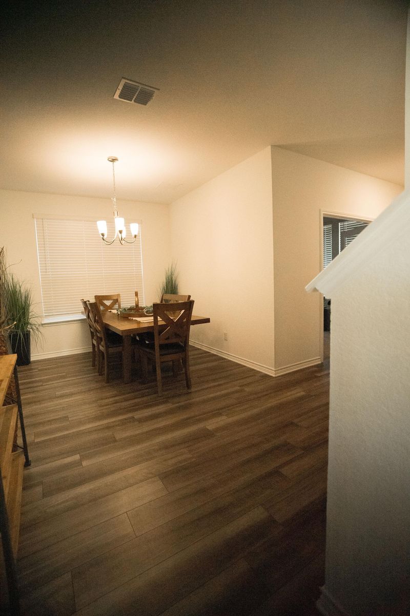 roommates in Undisclosed, Converse, TX 78109 Modern Private Room in Spacious Home – Utilities & WiFi Included (id. 19386) - cirtru.com