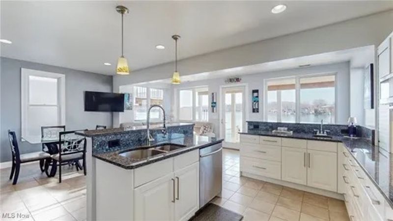 roommates in Akron Entire Place 3Bed.3Bath - cirtru.com