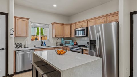 Beautiful, Centrally Located Molholm/Two Creeks Home, 3 Blocks from RTD (id. 40668)