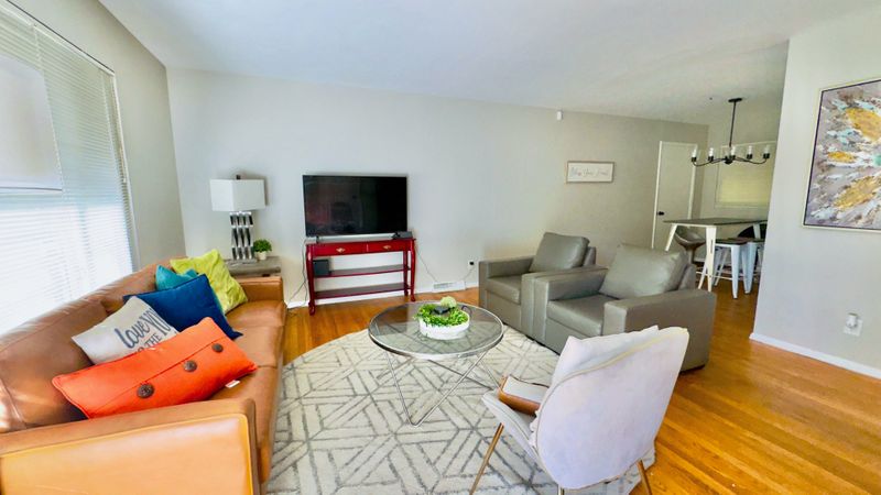 roommates in Undisclosed, Durham, NC 27704 Modern Airbnb-Quality Retreat in Durham Designer Furnished Rooms | Utilities + WiFi Included | Top Rated Local Host (id. 20057) - cirtru.com