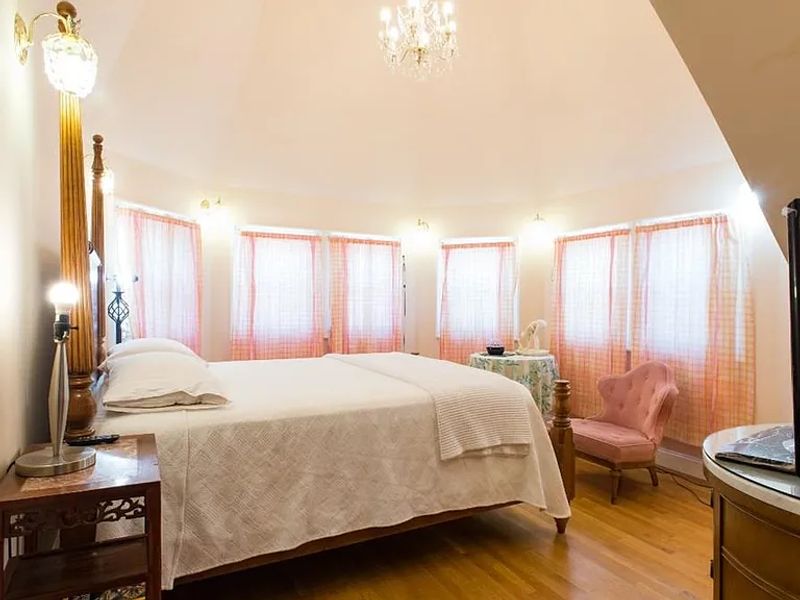 roommates in Dorchester Private Room in 4Bed.3.5Bath - cirtru.com