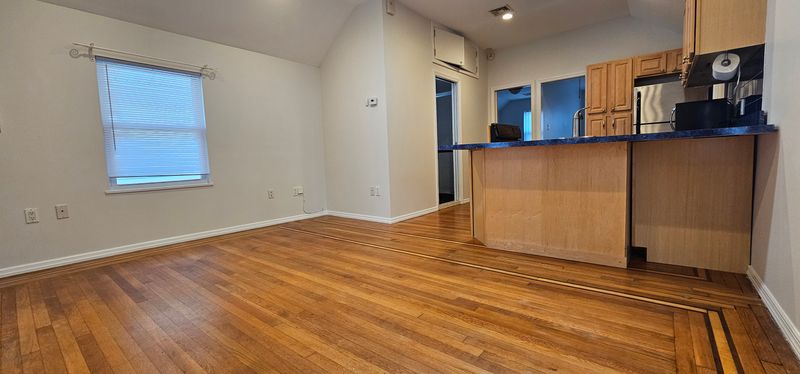 roommates in New York City Entire Place 2Bed.1Bath - cirtru.com