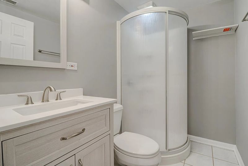 roommates in Morton Grove Private Room in 1Bed.1Bath - cirtru.com