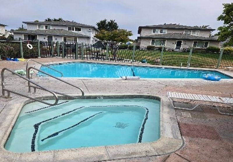 roommates in Soquel Private Room in 2Bed.1Bath - cirtru.com
