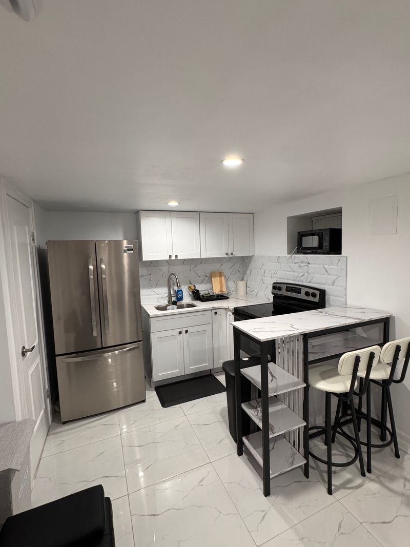 roommates in New York City Entire Place 1Bed.1Bath - cirtru.com