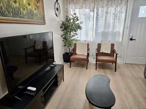 roommates in Undisclosed, Phoenix, AZ 85040 Cozy home 12 mins from Phx Sky Harbor (id. 19934) - cirtru.com