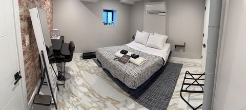 Private Room in 3Bed.1Bath