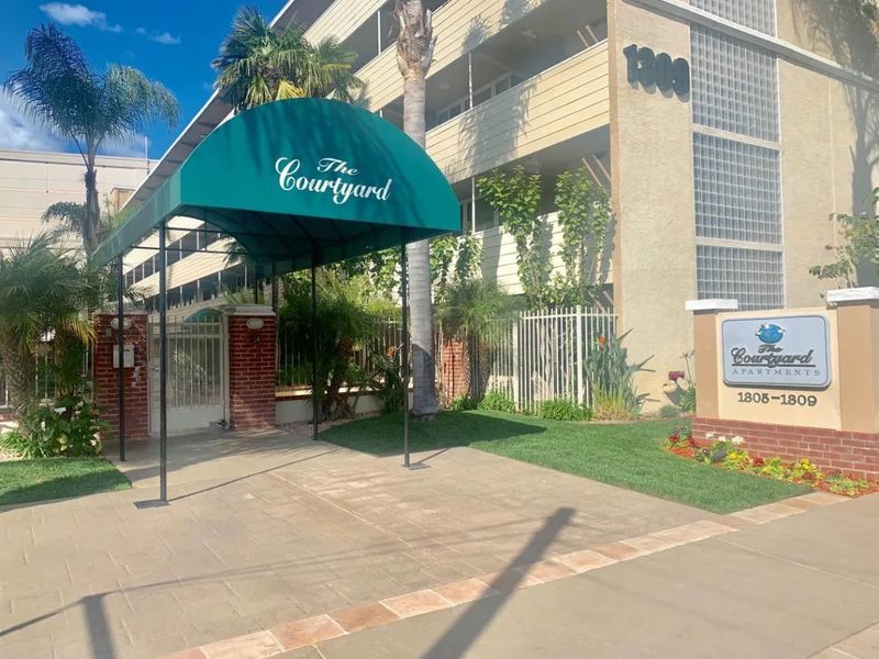 roommates in Redwood City Entire Place 1Bed.1Bath - cirtru.com