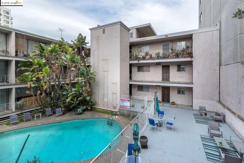roommates in Oakland Private Room in 2Bed.2Bath - cirtru.com