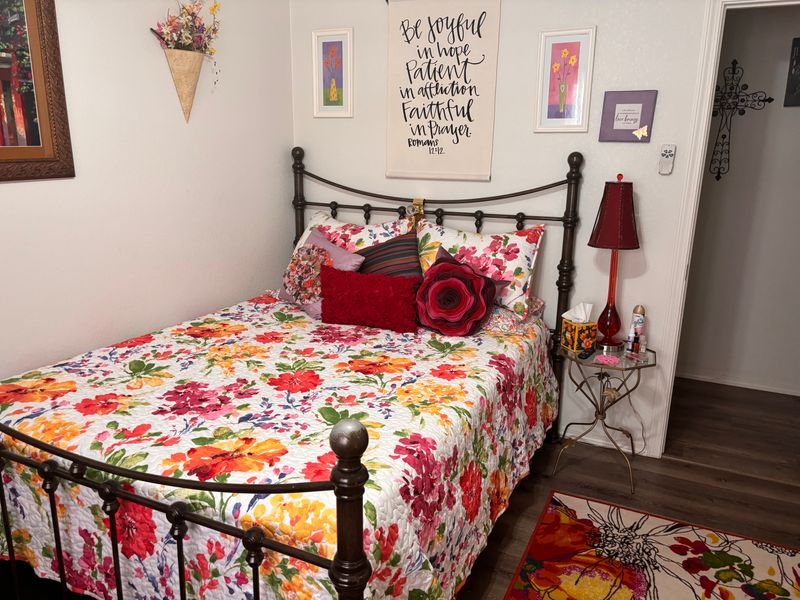 roommates in Riverside Private Room in 2Bed.2Bath - cirtru.com