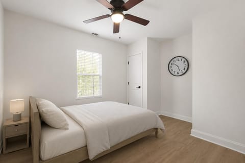 roommates in Undisclosed, Atlanta, GA 30311 Venetian Hills Home, a 5 minute walk to transit stop Westridge Rd SW @ Venetian Dr SW (id. 39098) - cirtru.com