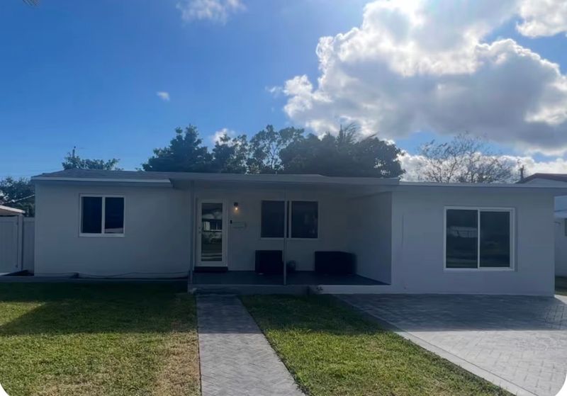 roommates in Hallandale Beach Entire Place 2Bed.1Bath - cirtru.com