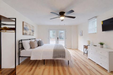 Well-Kept Home with Modern Updates and Convenient Location (id. 29655)