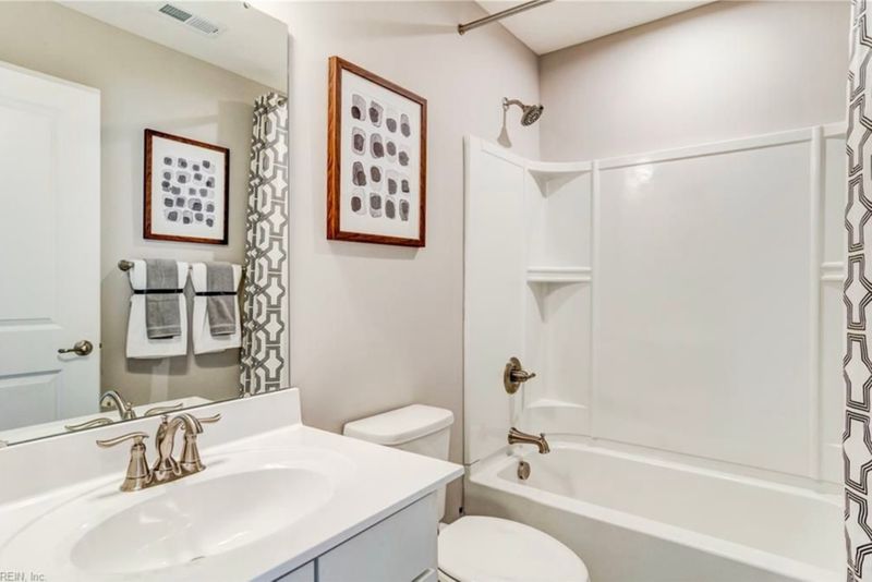 roommates in Norfolk Private Room in 3Bed.2.5Bath - cirtru.com