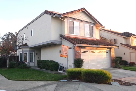 Entire Place 4Bed 2.5Bath 1875sq ft