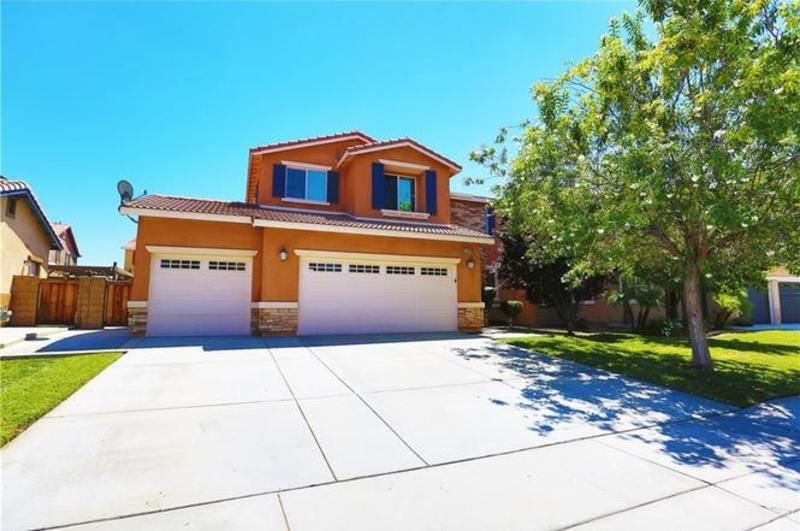 roommates in Lake Elsinore Private Room in 4Bed.3Bath - cirtru.com