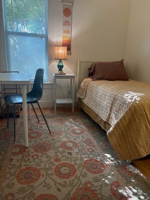 Private Room in 5Bed.2Bath