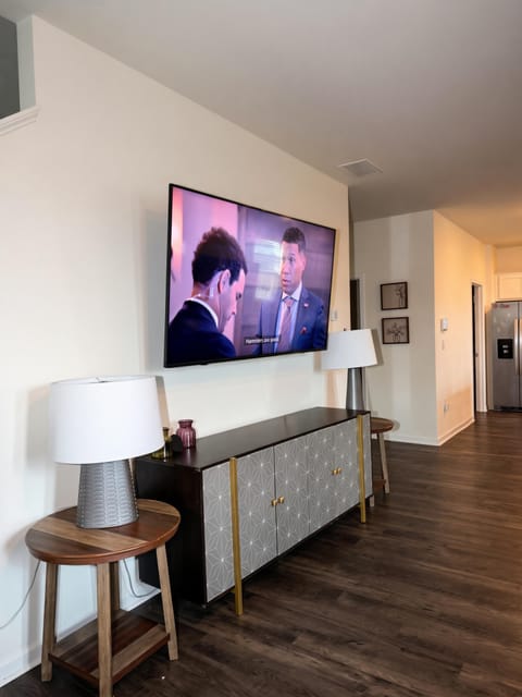 2  Fully Furnished Rooms for Rent - Brand New Home in Locust Grove, GA (id. 34415)
