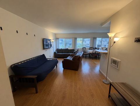 Room3Bed.2.5Bath