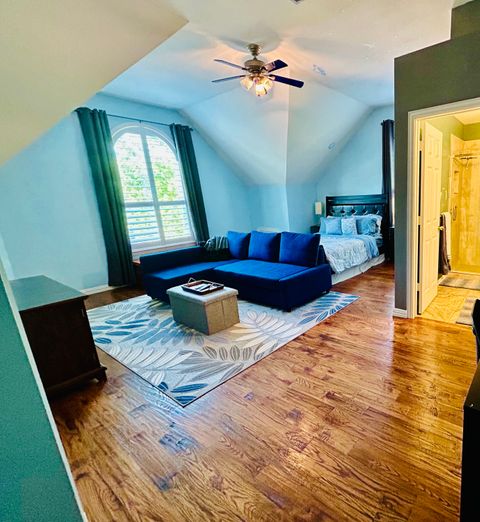 Private Room in 1Bed.1Bath